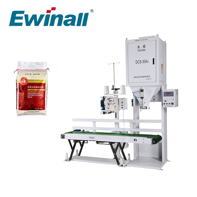 कन्वेयर सिलाई के साथ Ewinall DCS-50A1 5kg 10kg 15kg 25kg चावल पैकेजिंग मशीन